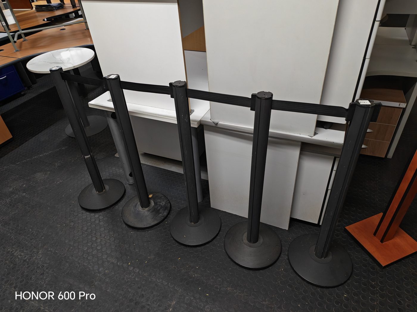 Second-hand queue barrier posts with retractable belts